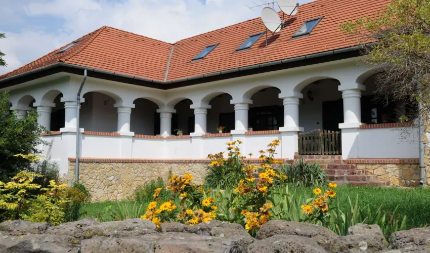 Somogy Kertje dlfalu s tterem Bonnya - Szilveszter (min. 2 j)