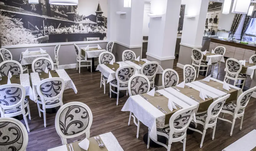 Hotel Spa H�v�z H�v�z - Szilveszter (min. 2 �j)