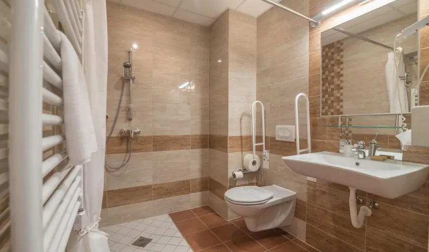 Hotel Spa H�v�z H�v�z - Szilveszter (min. 2 �j)