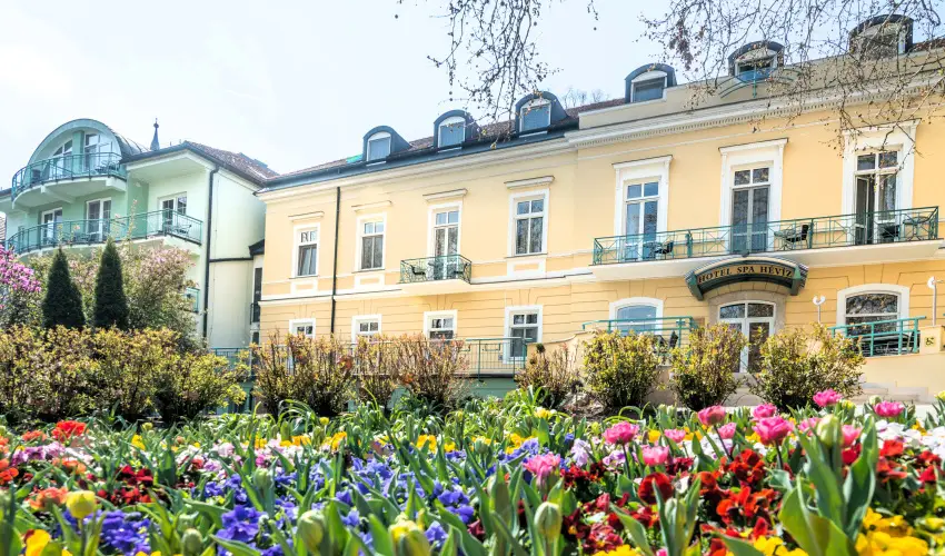 Hotel Spa H�v�z H�v�z - Szilveszter (min. 2 �j)