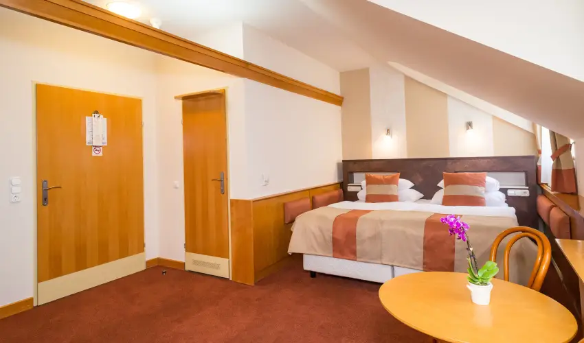 Hotel Spa H�v�z H�v�z - Szilveszter (min. 2 �j)