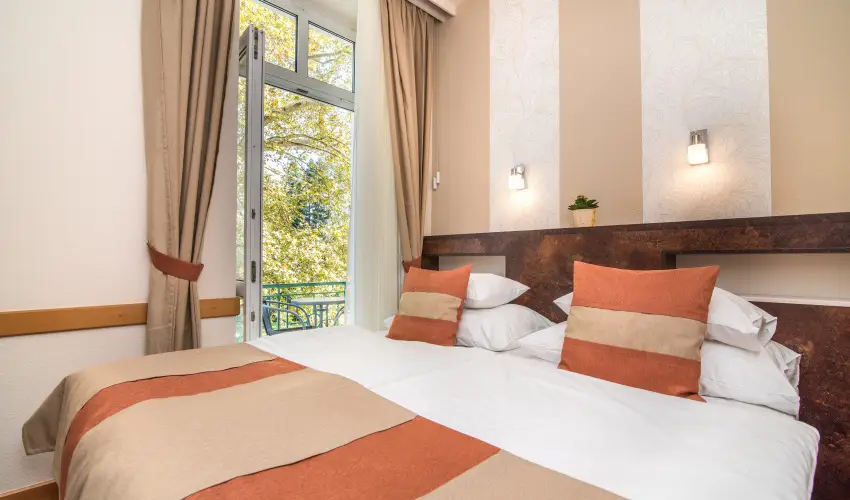 Hotel Spa H�v�z H�v�z - Szilveszter (min. 2 �j)
