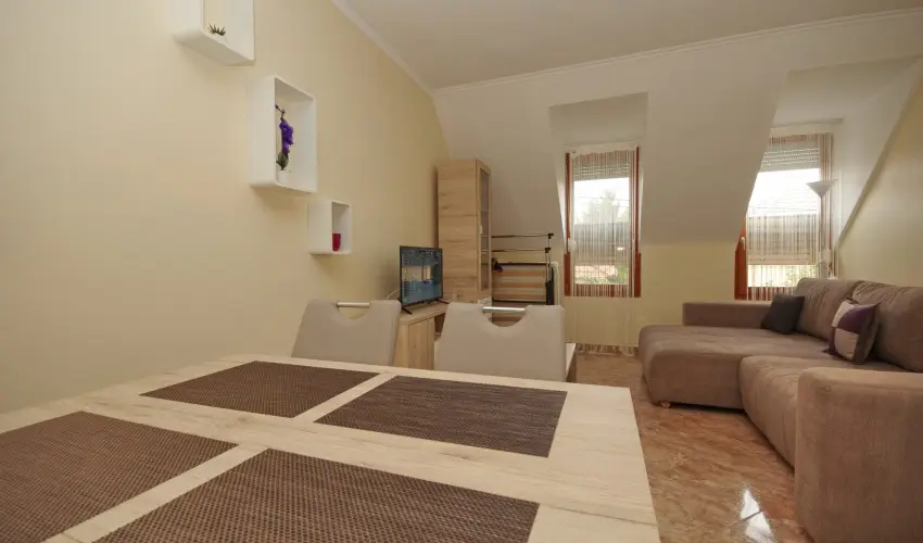 Szamcs Apartman Gyula - Szilveszter (min. 2 j)