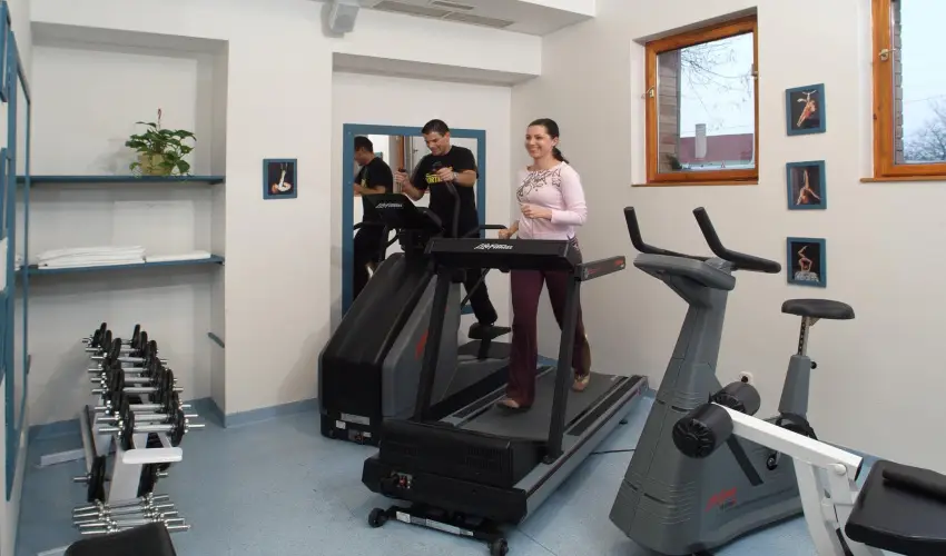 Szrcsa Hotel Szkesfehrvr - Szilveszter (min. 2 j)