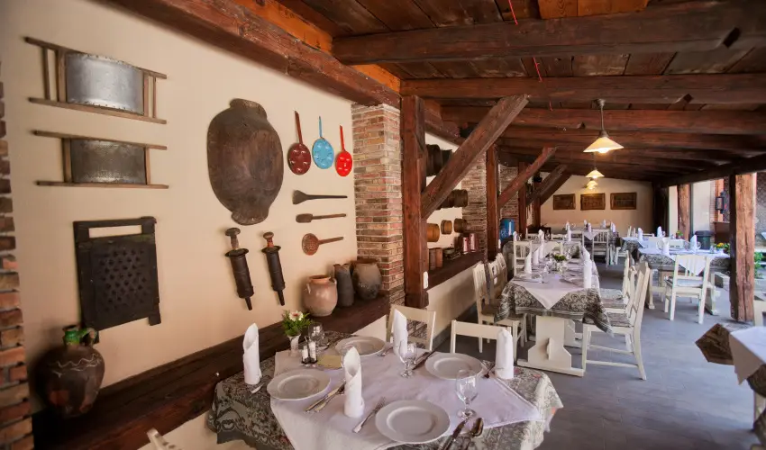 Szrcsa Hotel Szkesfehrvr - Szilveszter (min. 2 j)