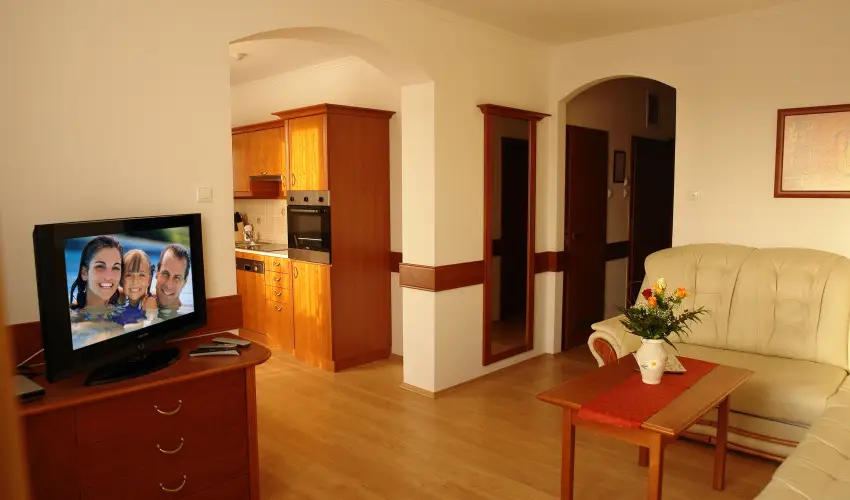 Szerencsemk Panzi Kehidakustny - Szilveszter