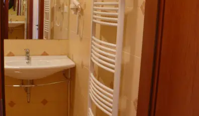 Szerencsemk Panzi Kehidakustny