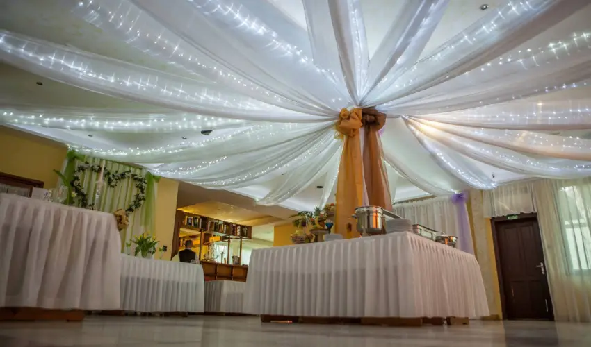 Sztr Motel s tterem Balassagyarmat - Szilveszter 