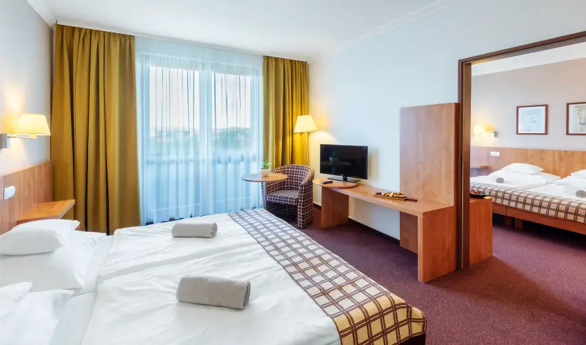 Hunguest Hotel Pelion  Tapolca - Pelion Szilveszter (min. 3 �j)