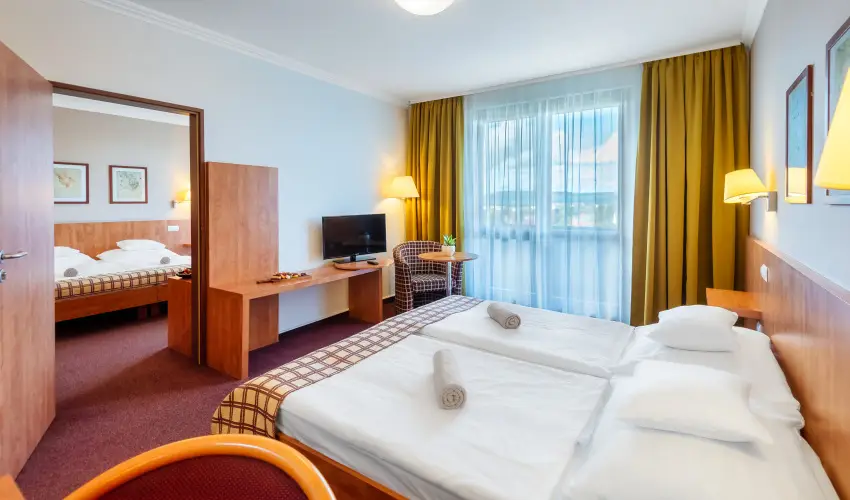 Hunguest Hotel Pelion  Tapolca - Pelion Szilveszter (min. 3 �j)