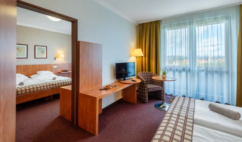 Hunguest Hotel Pelion  Tapolca - Pelion Szilveszter (min. 3 �j)