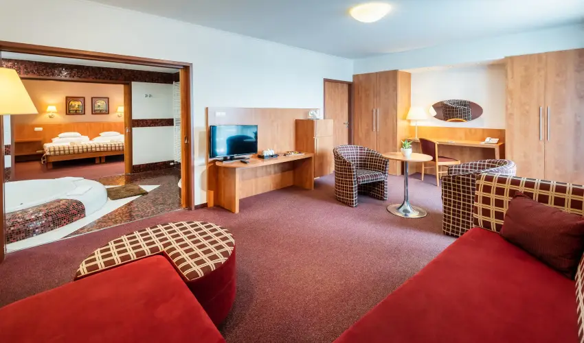 Hunguest Hotel Pelion  Tapolca - Pelion Szilveszter (min. 3 �j)