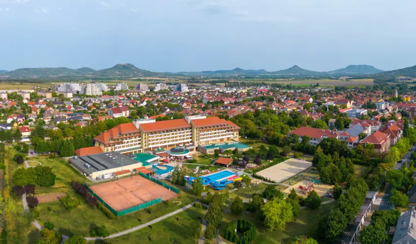 Hunguest Hotel Pelion  Tapolca - Pelion Szilveszter (min. 3 �j)
