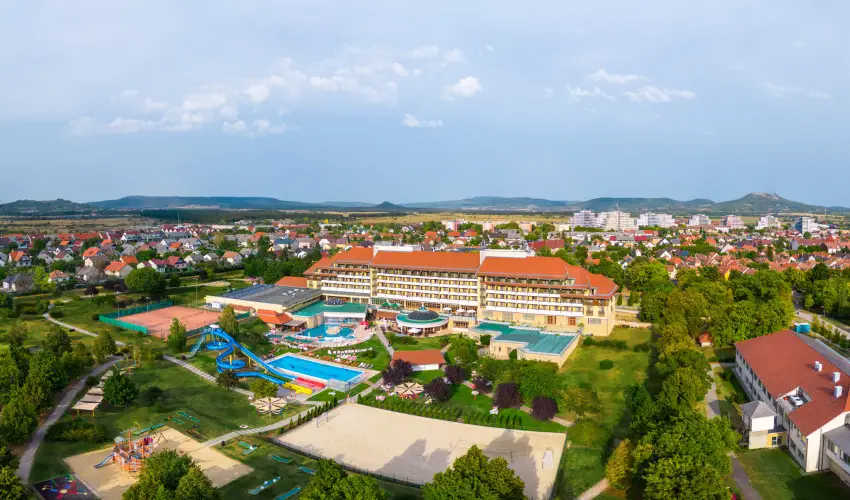 Hunguest Hotel Pelion  Tapolca - Pelion Szilveszter (min. 3 �j)