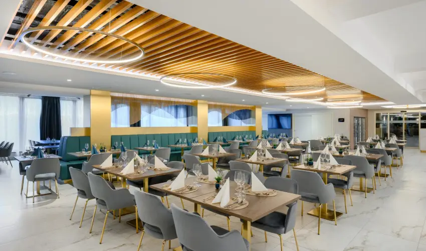 Kenese Bay Garden Resort & Conference Balatonkenese - Szilveszter (min. 3 j)