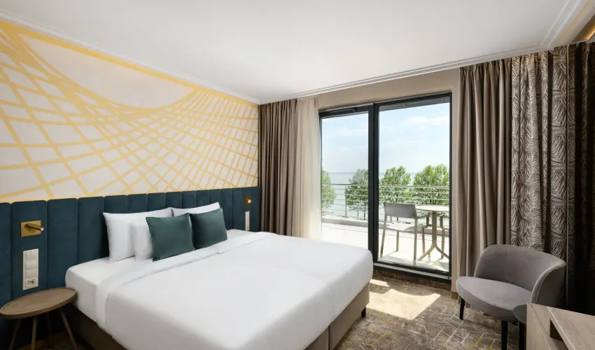 Kenese Bay Garden Resort & Conference Balatonkenese - Szilveszter (min. 3 j)