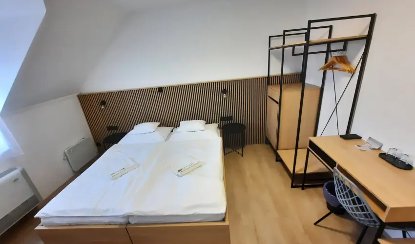 Svirg Terml Panzi Hajdnns - Szilveszter 