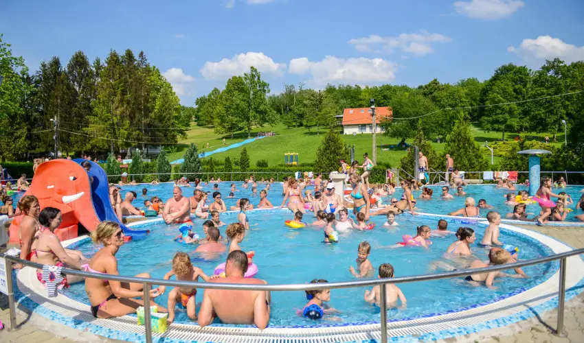 Thermal Panzi Igal Igal - Szilveszter