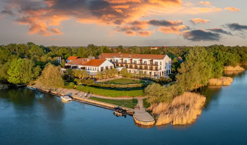 Tisza Balneum Hotel Tiszafred - Szilveszter (min. 3 j)