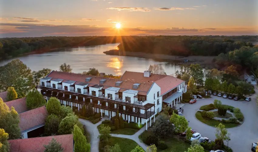 Tisza Balneum Hotel Tiszafred - Szilveszter (min. 3 j)