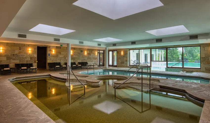 Tisza Balneum Hotel Tiszafred - Szilveszter (min. 3 j)