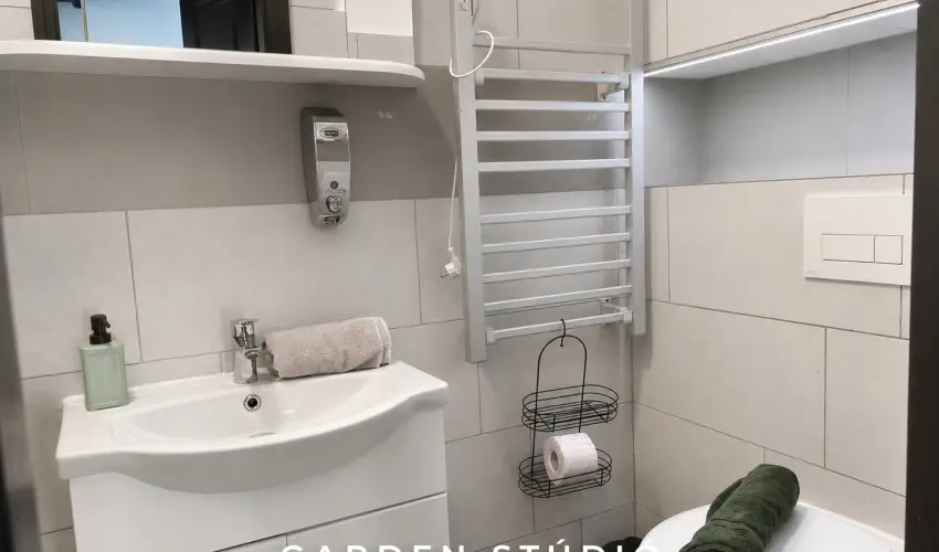 Tisza Gy�ngye Apartmanok Szeged - Szilveszter