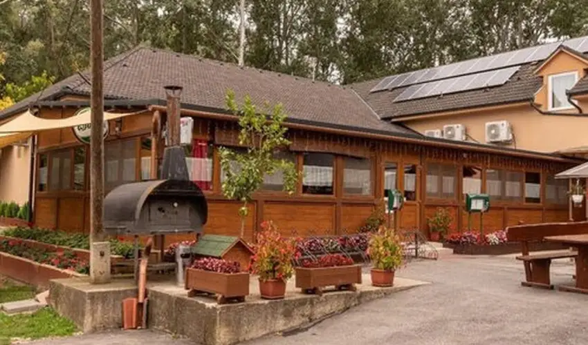 Tiszacsegei Hal�szcs�rda �s Panzi�  Tiszacsege - Szilveszter 