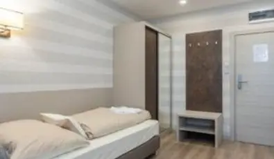 Tiszacsegei Hal�szcs�rda �s Panzi�  Tiszacsege