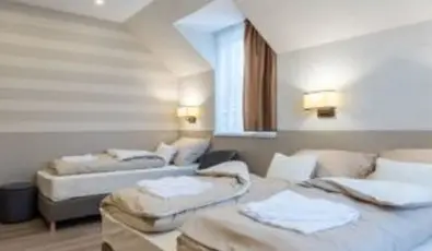 Tiszacsegei Hal�szcs�rda �s Panzi�  Tiszacsege