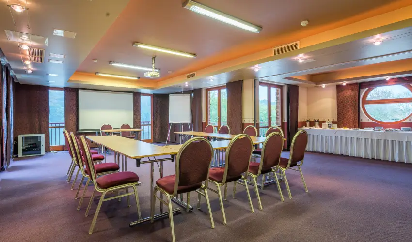 T Wellness Hotel Bnk - Szilveszter (min. 2 j)