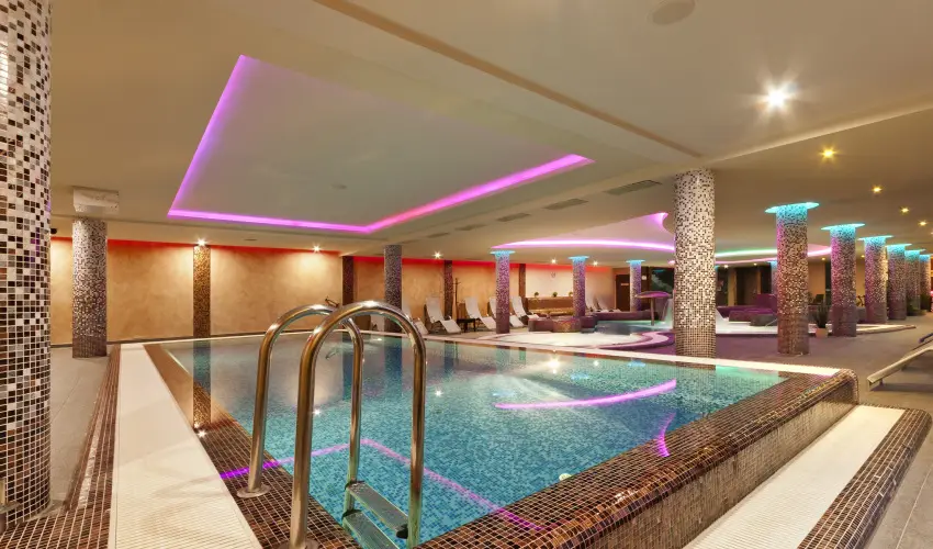 T Wellness Hotel Bnk - Szilveszter (min. 2 j)
