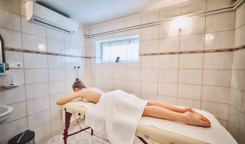 Tokajer Wellness Panzi� Keszthely - Szilveszter (min. 2 �j)