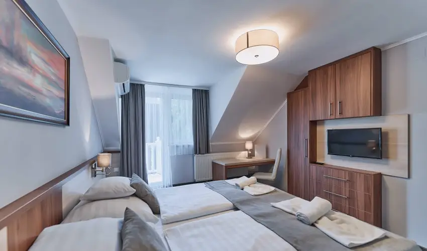 Tokajer Wellness Panzi� Keszthely - Szilveszter (min. 2 �j)