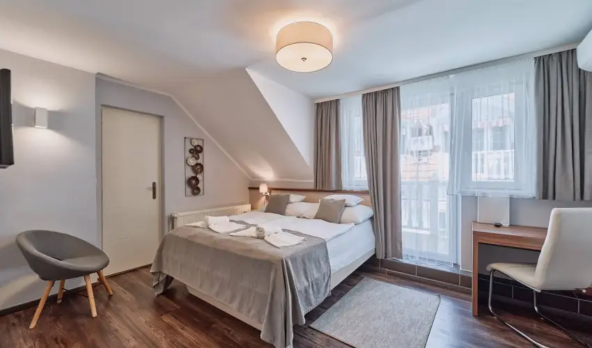 Tokajer Wellness Panzi� Keszthely - Szilveszter (min. 2 �j)