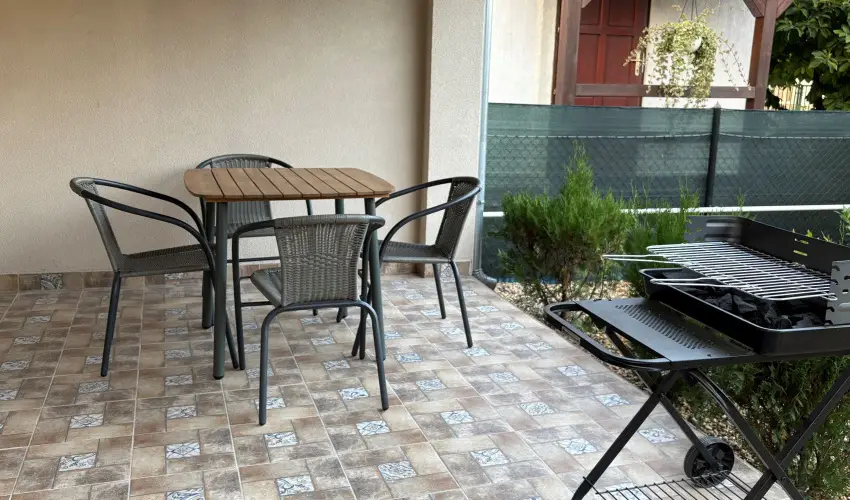 T�csi lak Szigetszentm�rton - Szilveszter (min. 2 �j)