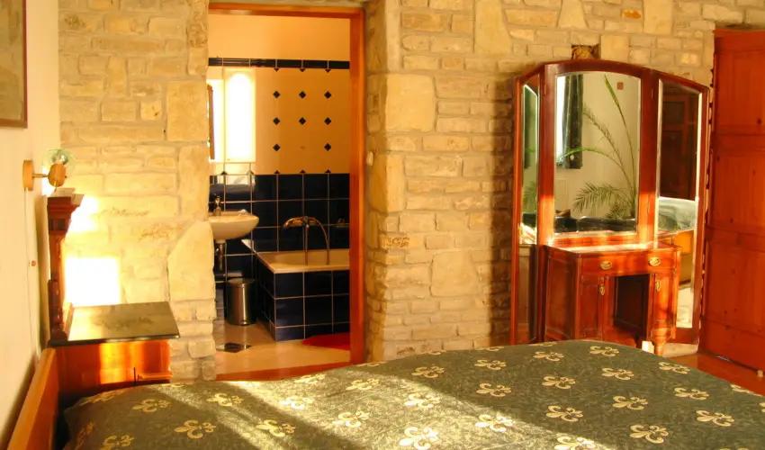 Vadr�zsa Vend�gh�z Szentendre - Szilveszter (min. 3 �j)