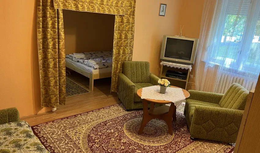 Vica Apartman Tiszajvros - Szilveszter (min. 2 j)