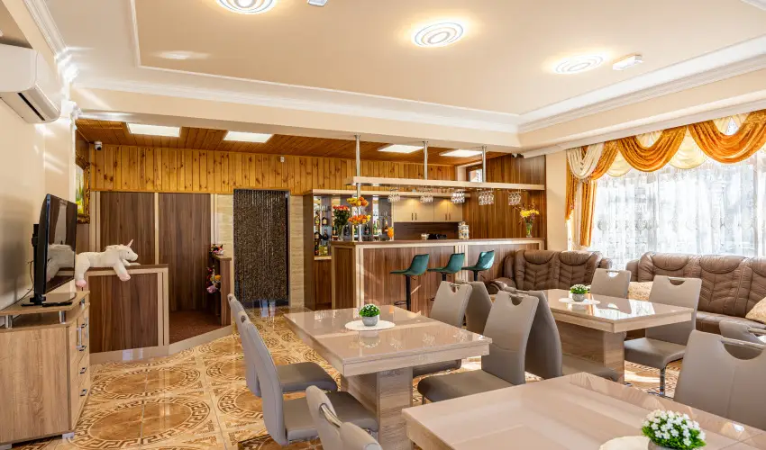 V�r�s �lom Apartman Panzi� Tiszak�cske Tiszak�cske - Szilveszter