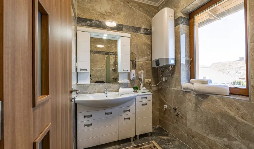 V�r�s �lom Apartman Panzi� Tiszak�cske Tiszak�cske - Szilveszter