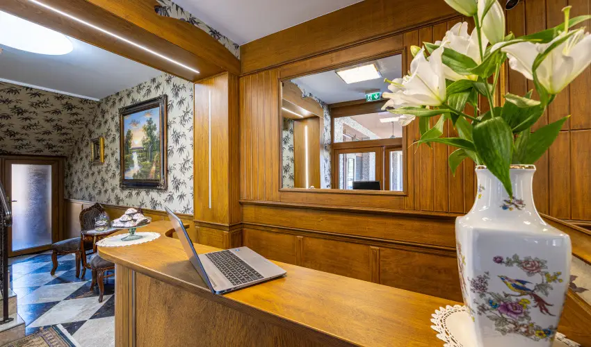 V�r�s �lom Apartman Panzi� Tiszak�cske Tiszak�cske - Szilveszter