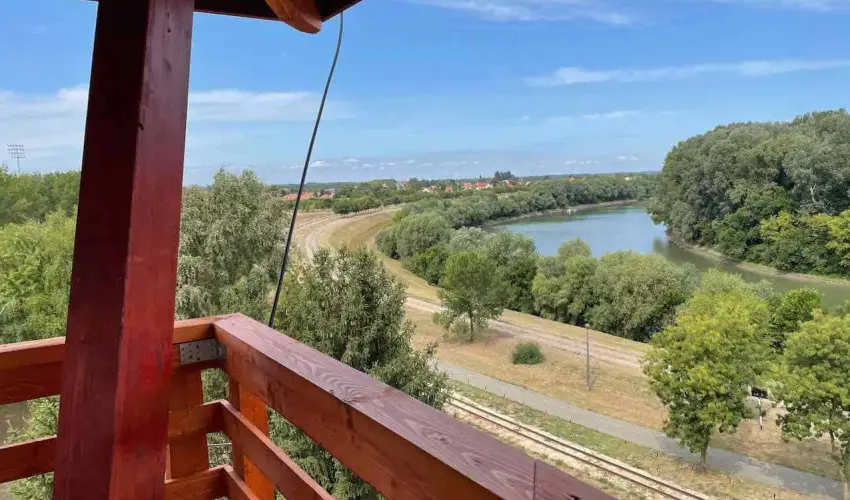 V�r�s �lom Apartman Panzi� Tiszak�cske Tiszak�cske - Szilveszter