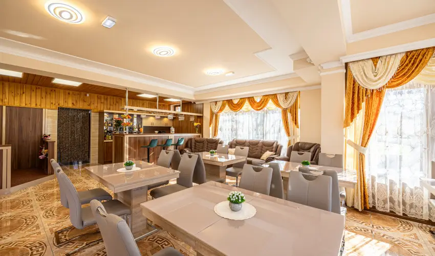 V�r�s �lom Apartman Panzi� Tiszak�cske Tiszak�cske - Szilveszter