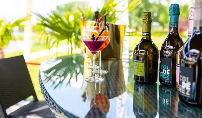 Waterfront Lodge Dunapataj - Szilveszter (min. 2 j)