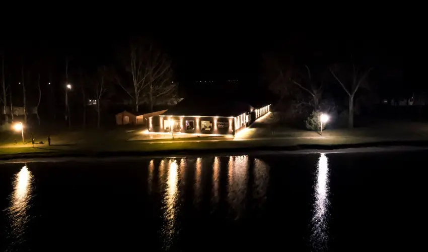 Waterfront Lodge Dunapataj - Szilveszter (min. 2 j)