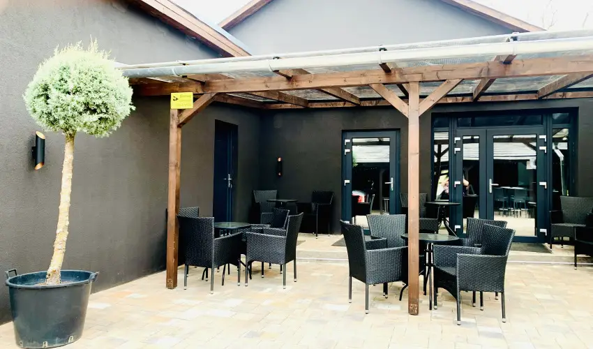 Waterfront Lodge Dunapataj - Szilveszter (min. 2 j)