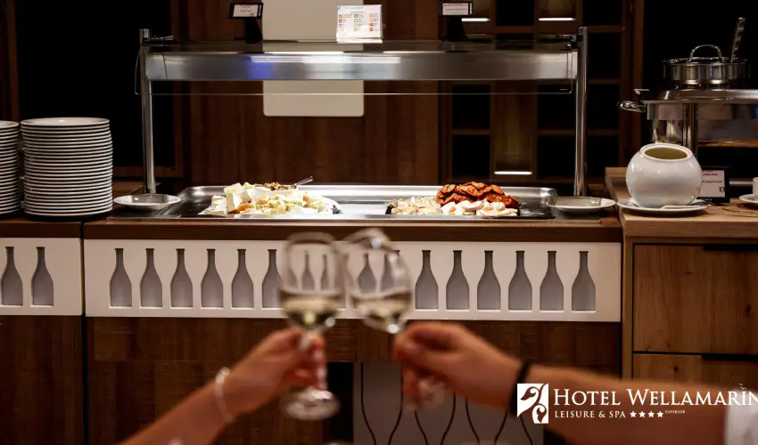 Hotel Wellamarin Zamrdi - Wella's Eve a Scala tteremben (min. 2 j)