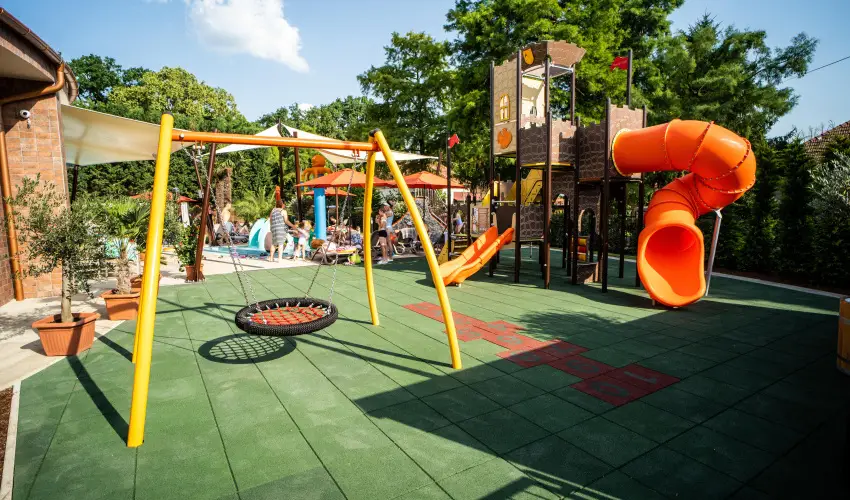 Wellness Hotel Gyula Gyula - Szilveszter (min. 3 j)