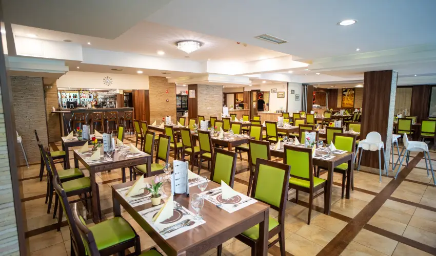 Wellness Hotel Gyula Gyula - Szilveszter (min. 3 �j)