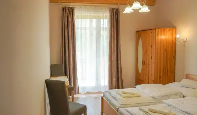 Zemplni Tndrkert Vendghz Fzrkomls