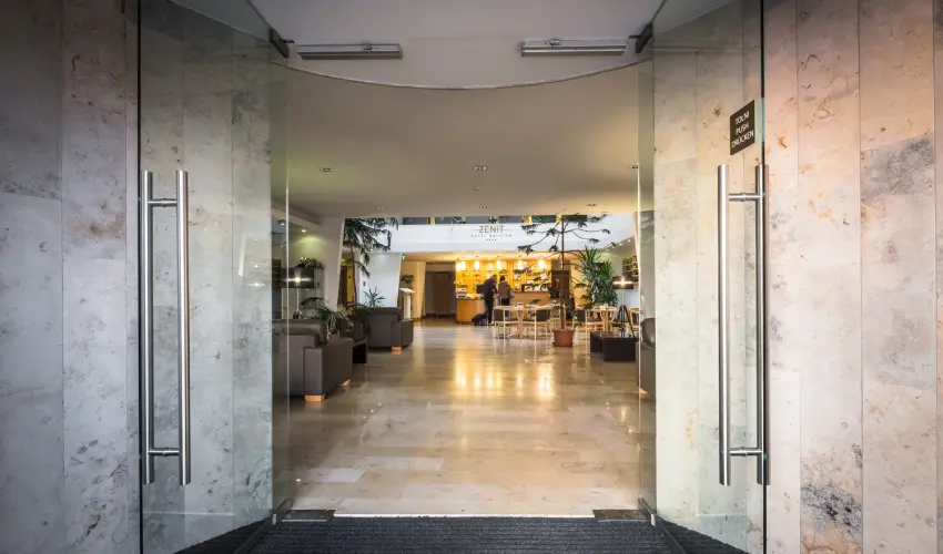 Zenit Hotel Balaton Vonyarcvashegy - Szilveszter (min. 3 j)